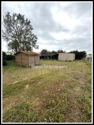 Terrain constructible - 780 m²