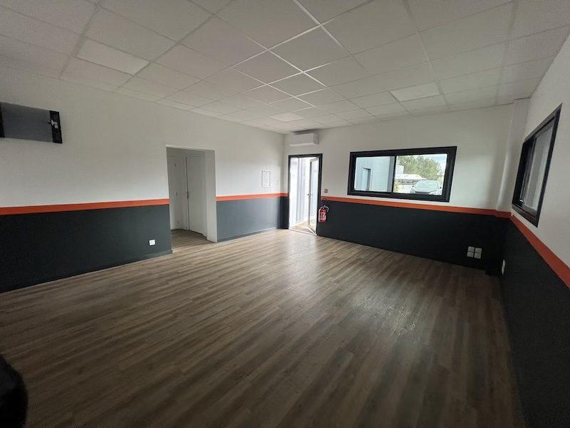 Local d'activités - 303 m² - 3 pièces