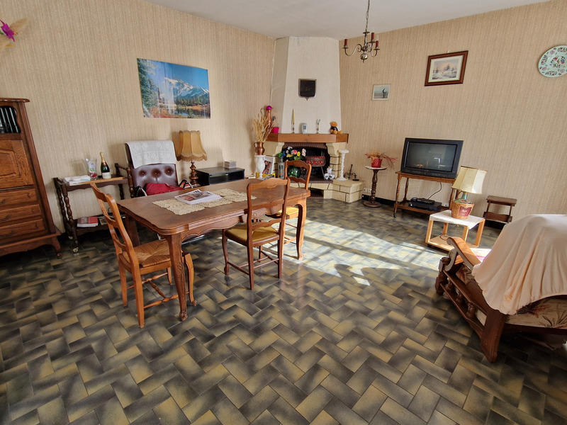 Maison - 200 m² - 6 pièces