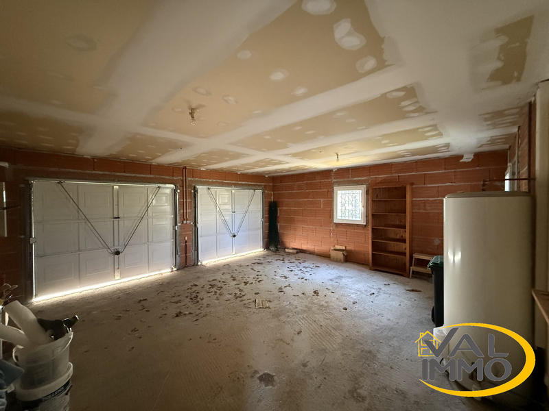 Maison - 140 m² - 6 pièces