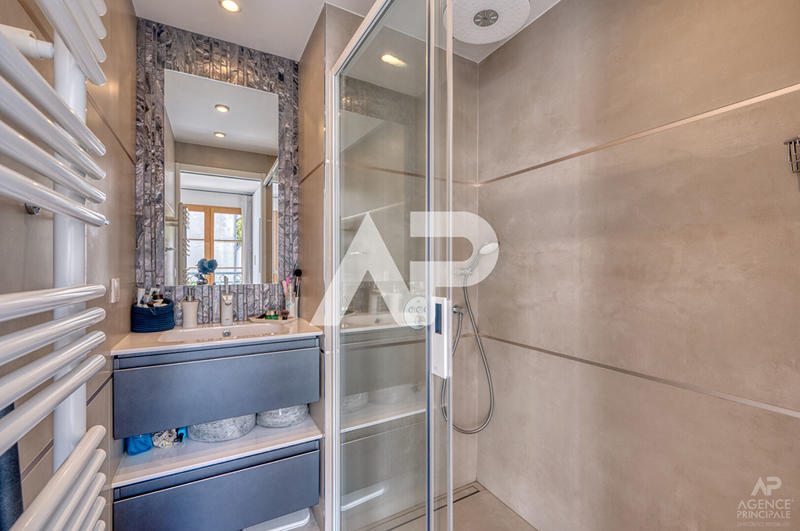 Maison - 96 m² - 5 pièces