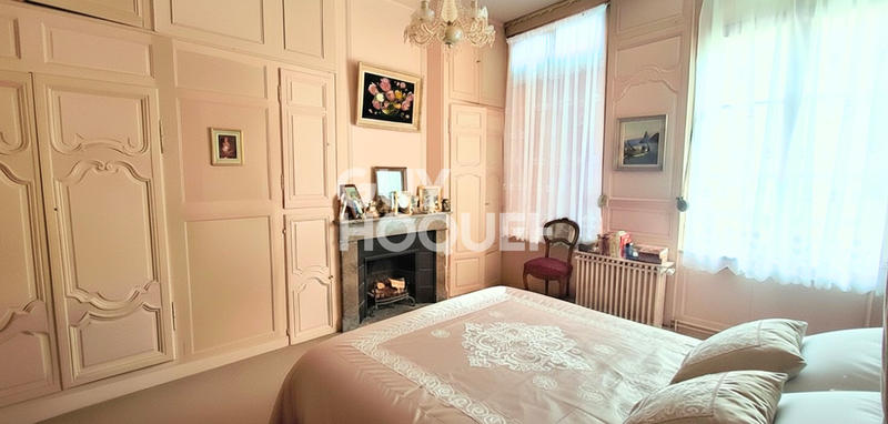 Maison - 190 m² - 9 pièces