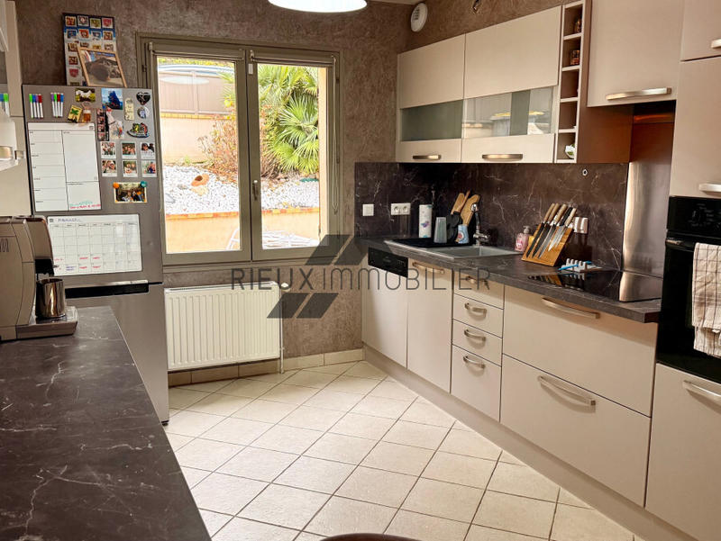 Propriété - 171 m² - 7 pièces