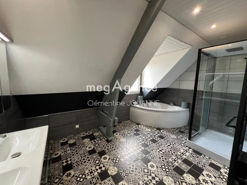 Maison - 118 m² - 5 pièces