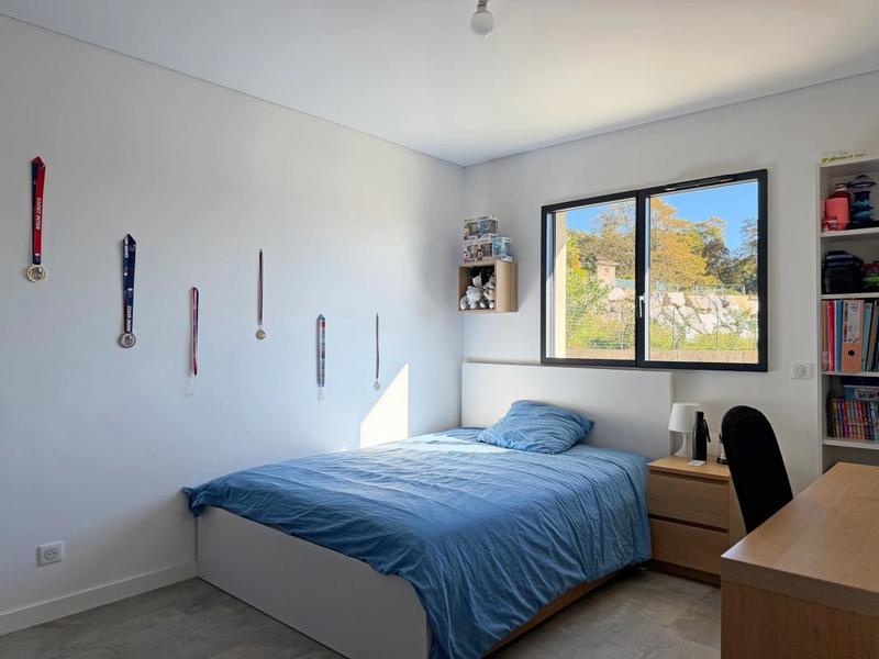 Villa - 185 m² - 7 pièces