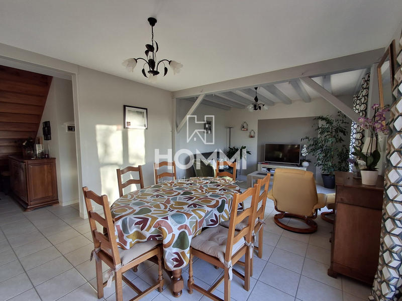 Maison traditionnelle - 140 m² - 6 pièces