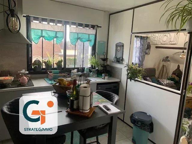 Immeuble mixte - 411 m² - 3 pièces