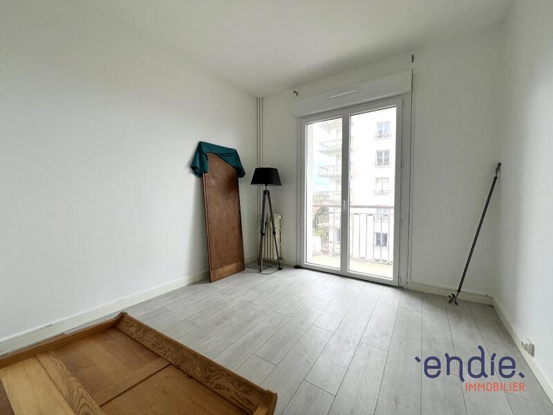 Appartement - 98 m² - 4 pièces