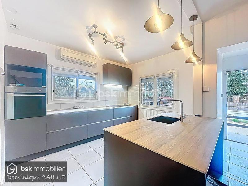 Maison - 144 m² - 5 pièces