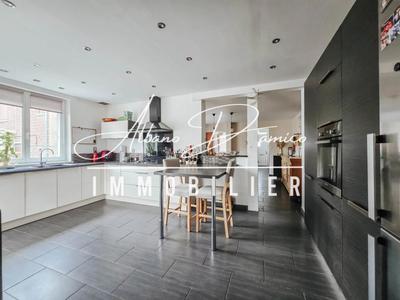 Maison - 132 m² - 7 pièces