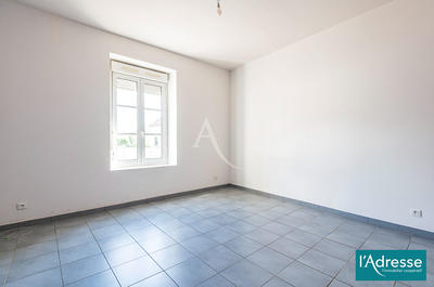 Appartement - 87 m² - 5 pièces