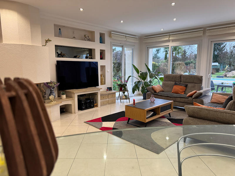 Maison - 177 m² - 6 pièces