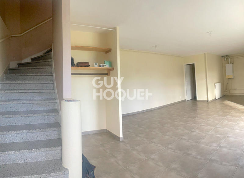 Maison - 92 m² - 4 pièces