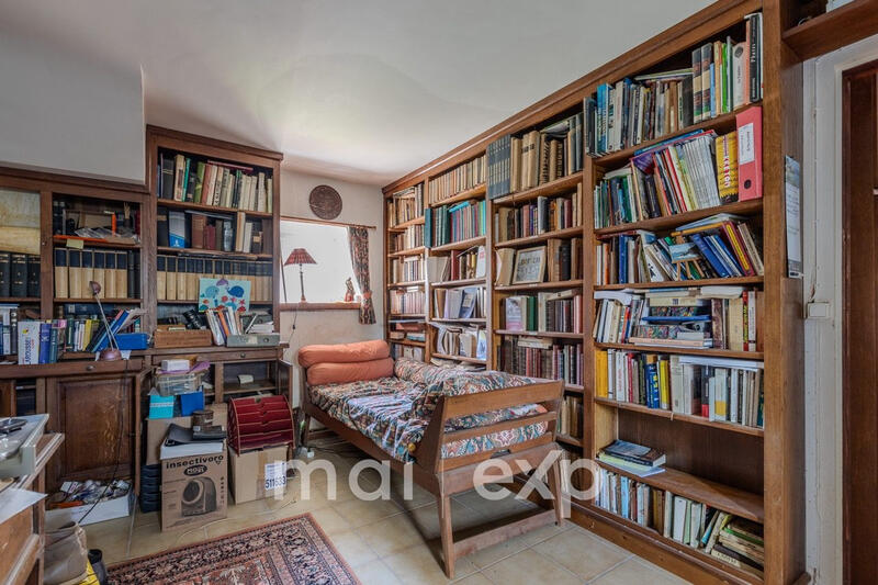 Maison ancienne - 236 m² - 10 pièces