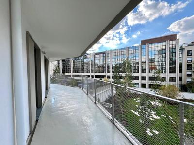 Appartement - 84 m² - 4 pièces