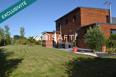 Maison - 98 m² - 4 pièces