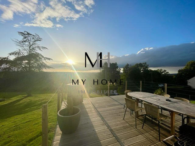 Maison traditionnelle - 90 m² - 5 pièces