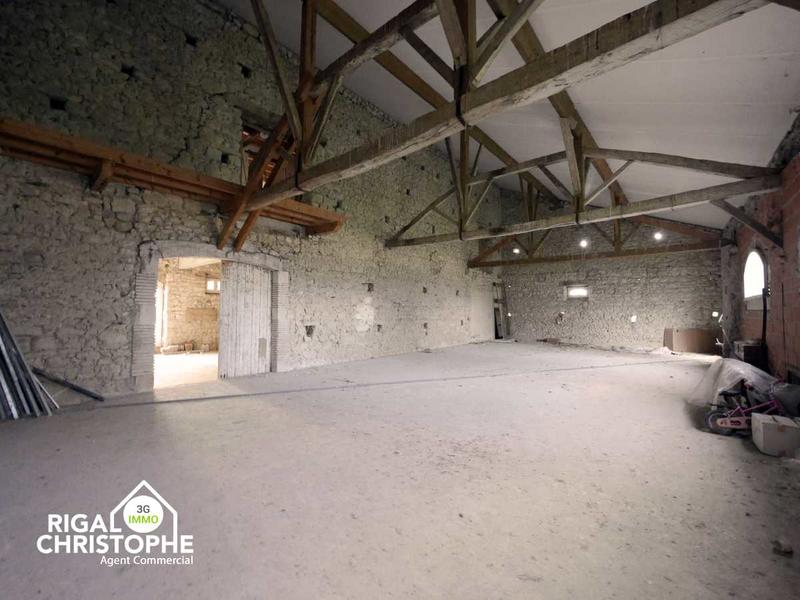 Corps de ferme - 490 m² - 16 pièces