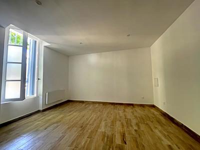 Bureau - 46 m² - 2 pièces