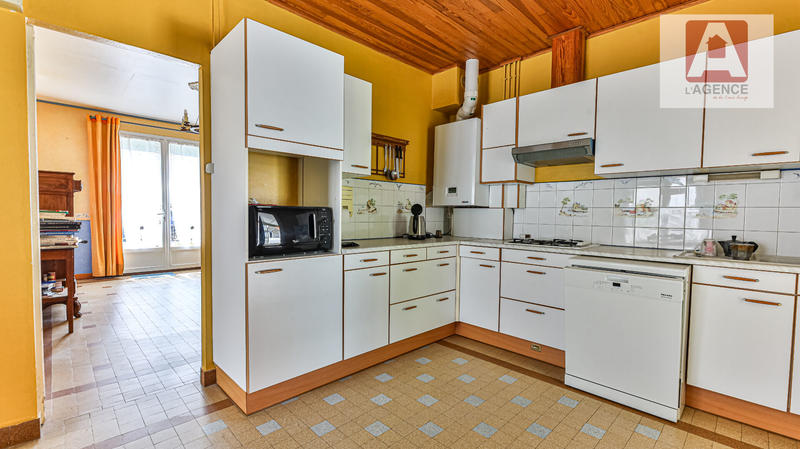 Maison - 80 m² - 5 pièces