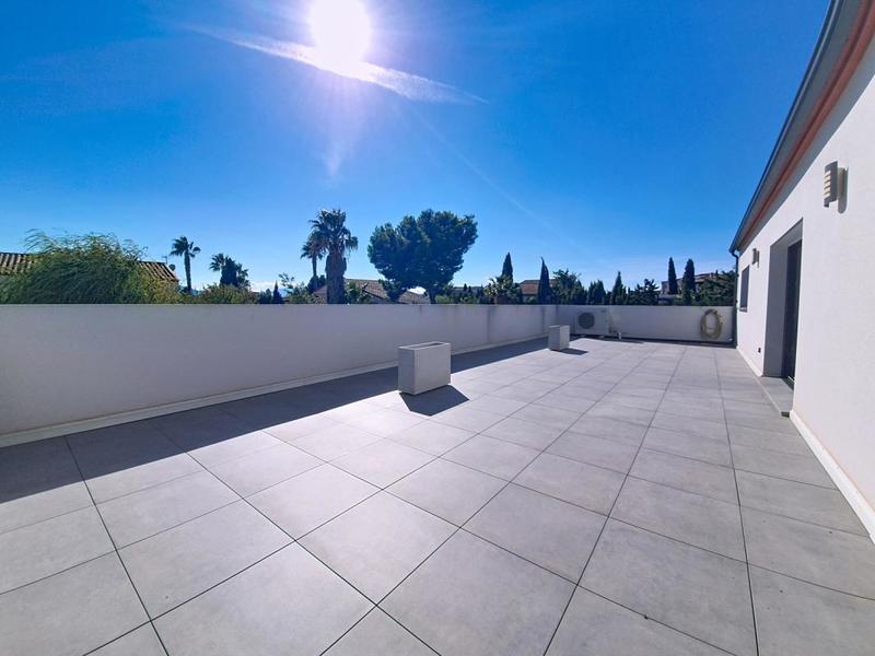 Maison - 186 m² - 6 pièces