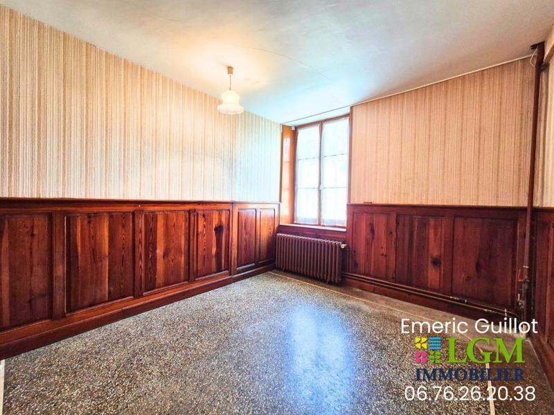 Maison - 201 m² - 7 pièces