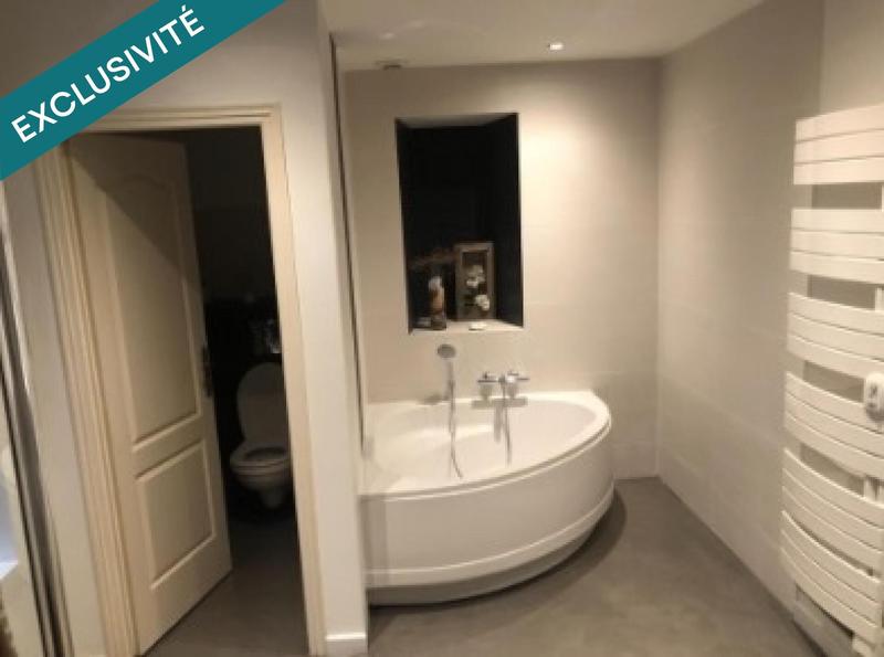 Appartement - 167 m² - 6 pièces