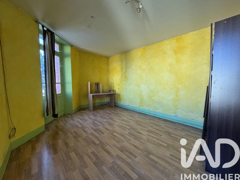 Maison - 300 m² - 7 pièces