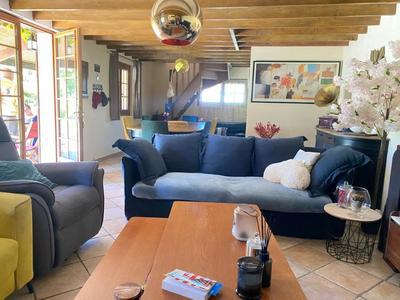 Maison - 135 m² - 6 pièces