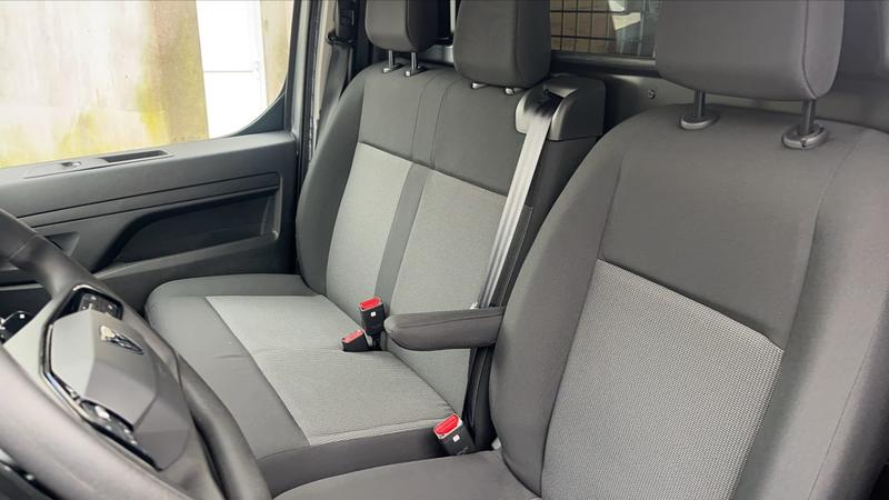 Peugeot Expert 136 75 kWh Fourgon Xl