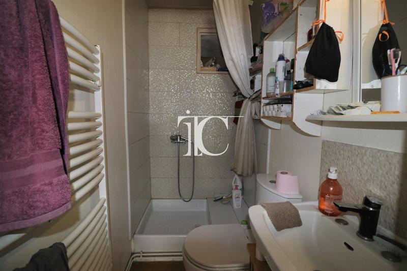 Maison de village - 80 m² - 5 pièces