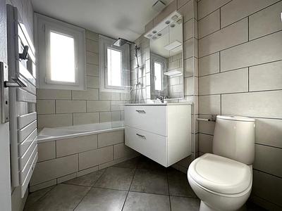 Appartement - 76 m² - 5 pièces