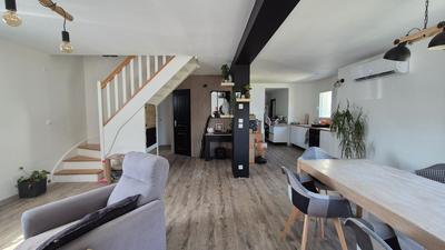 Maison - 107 m² - 6 pièces