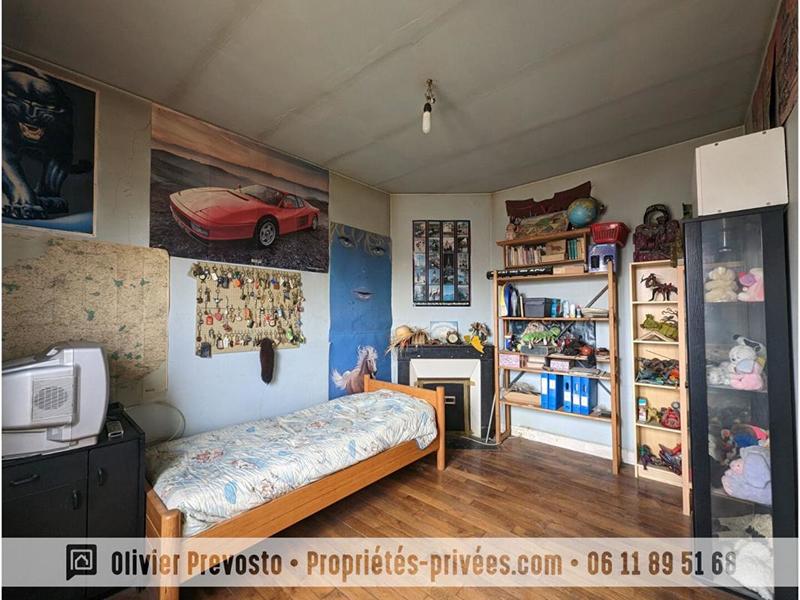 Maison - 180 m² - 8 pièces
