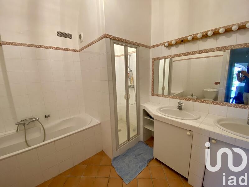 Maison - 315 m² - 7 pièces