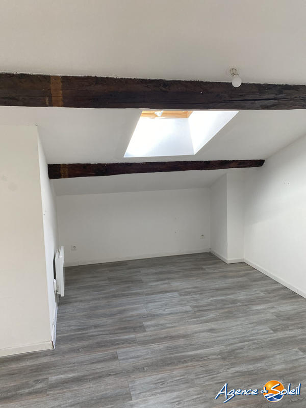 Appartement - 99 m² - 4 pièces