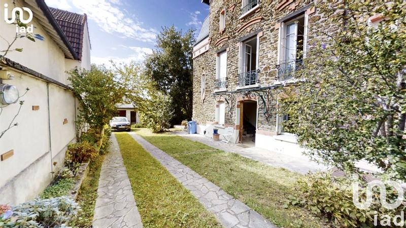 Maison - 153 m² - 7 pièces