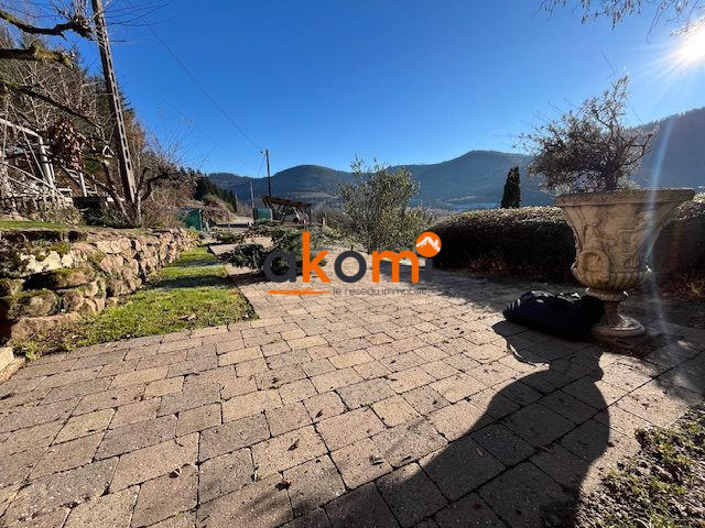 Maison - 203 m² - 10 pièces