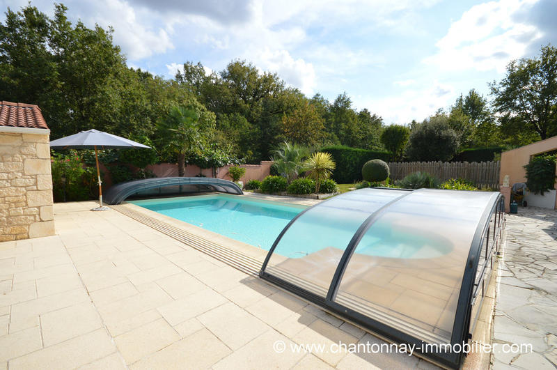 Propriété - 165 m² - 5 pièces