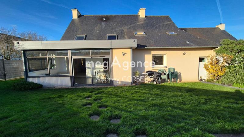 Maison - 192 m² - 9 pièces