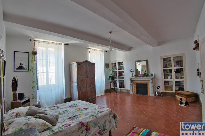 Maison de village - 320 m² - 9 pièces