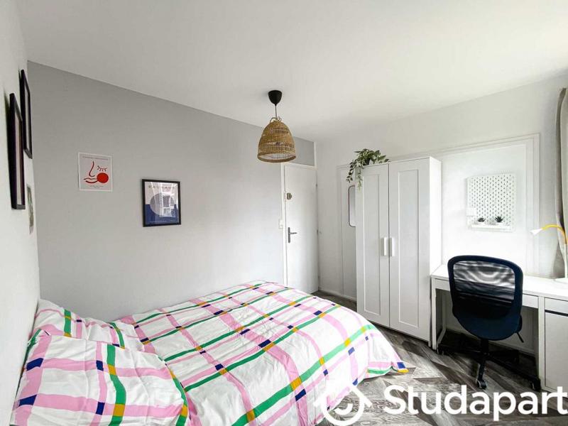 Appartement - 64 m² - 1 pièce