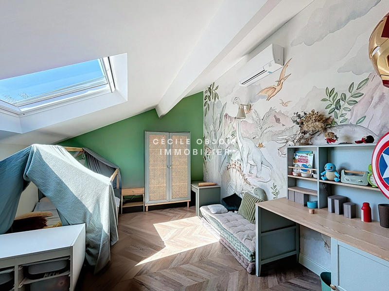 Maison - 101 m² - 5 pièces