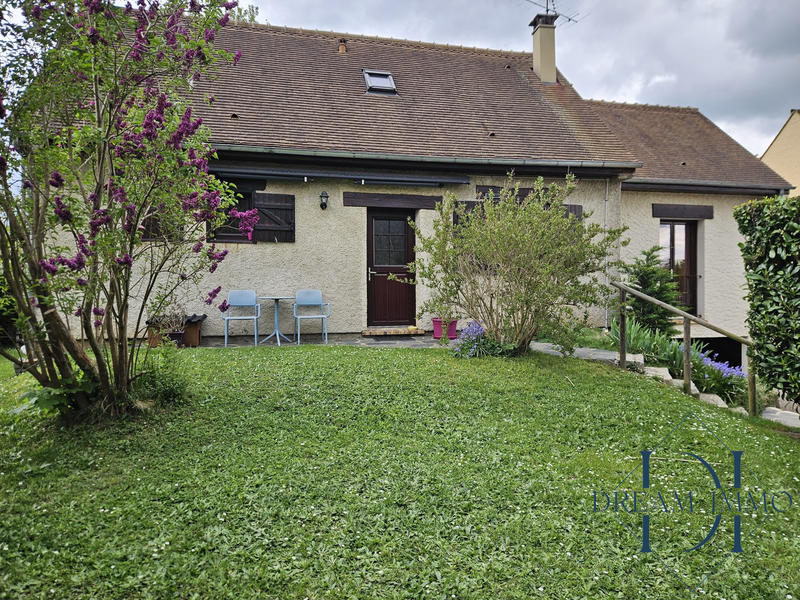 Maison traditionnelle - 120 m² - 6 pièces