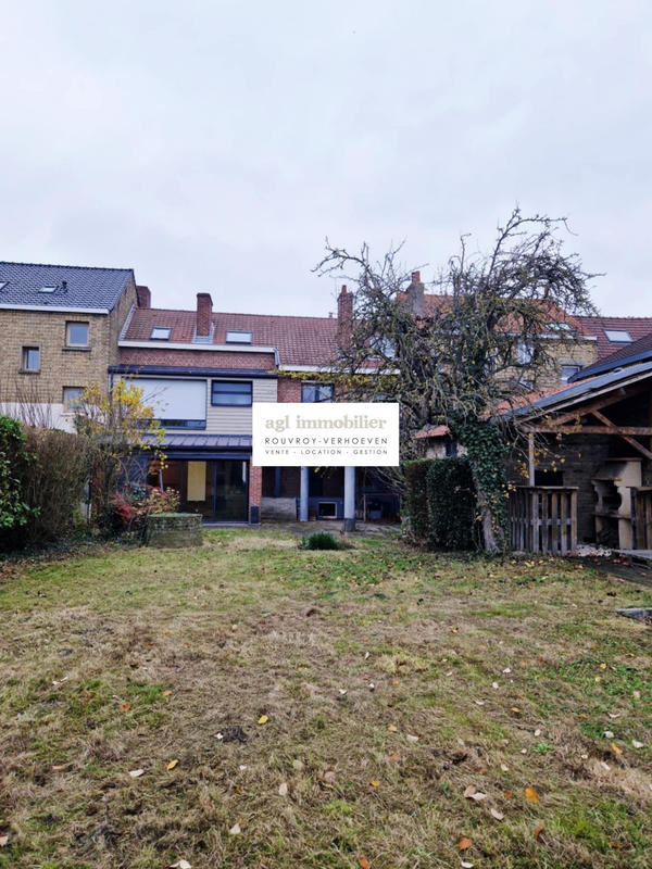 Maison - 186 m² - 4 pièces