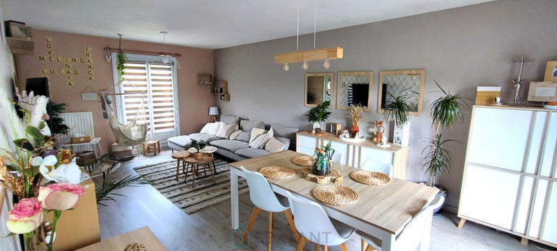 Maison - 84 m² - 4 pièces