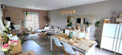 Maison - 84 m² - 4 pièces