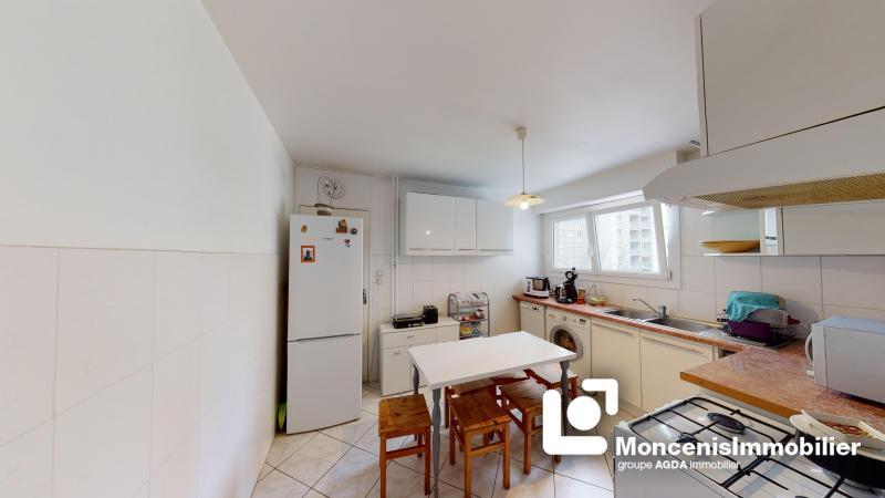 Appartement - 98 m² - 5 pièces