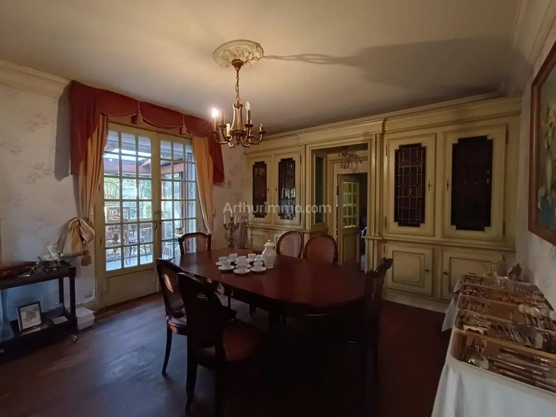 Maison - 166 m² - 7 pièces