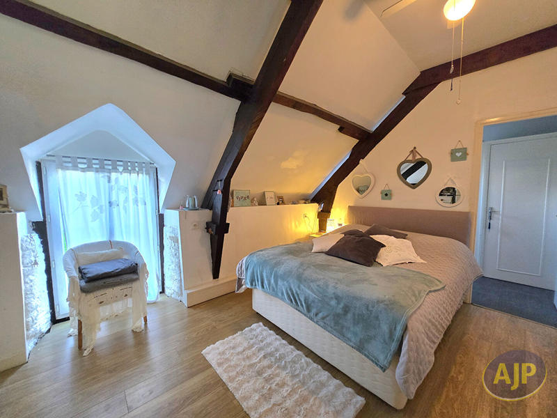 Maison - 105 m² - 6 pièces